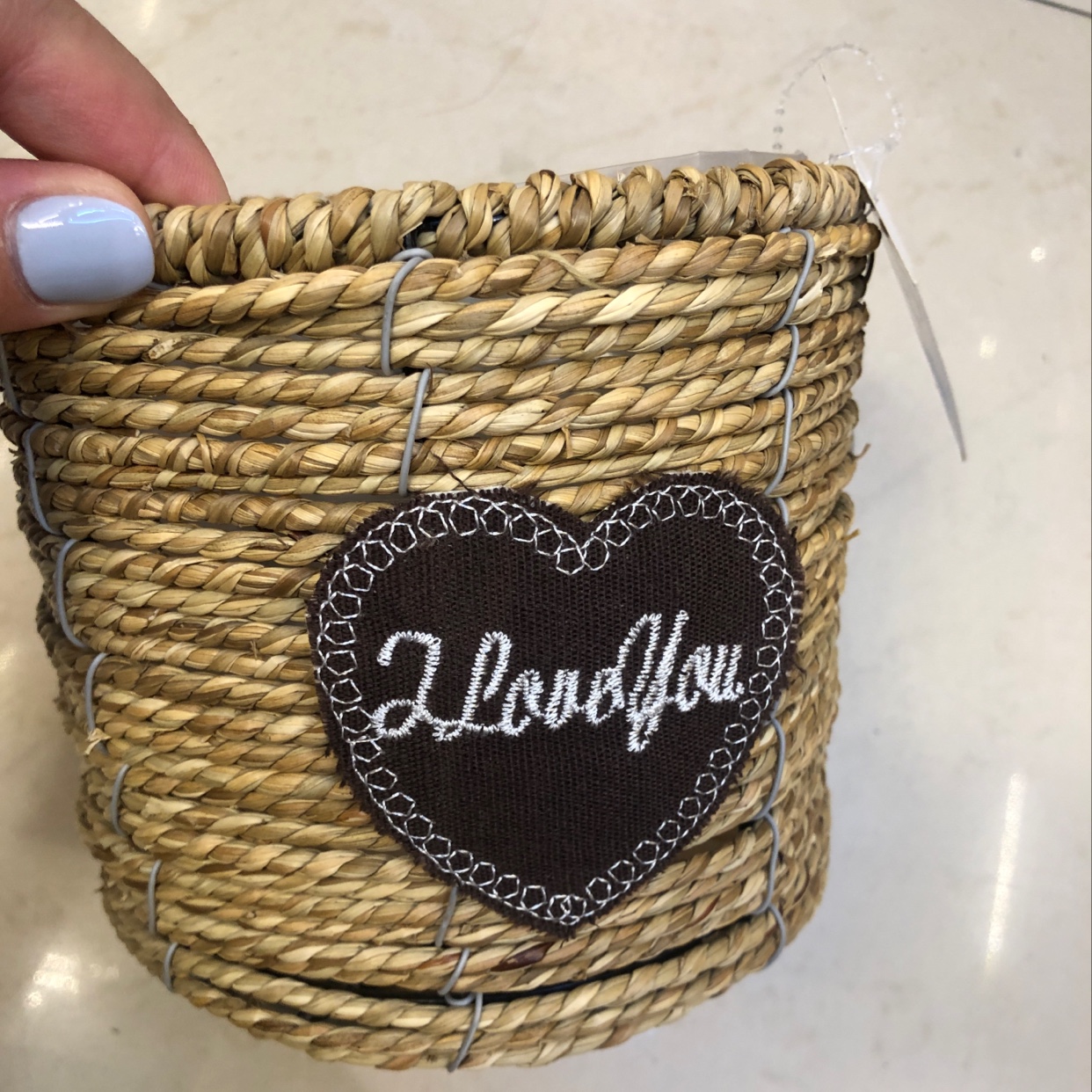 Qingling Craft Hand-woven new type of crimped woven flower arrangement small straight tube grass basket