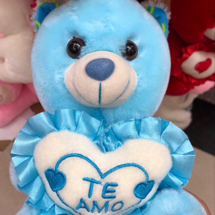 21cm heart-hugging bear, embroidered with letters, minimum order of one piece, 400pcs, 0.45 cubic meters, 58.2KG, 3-4 colors