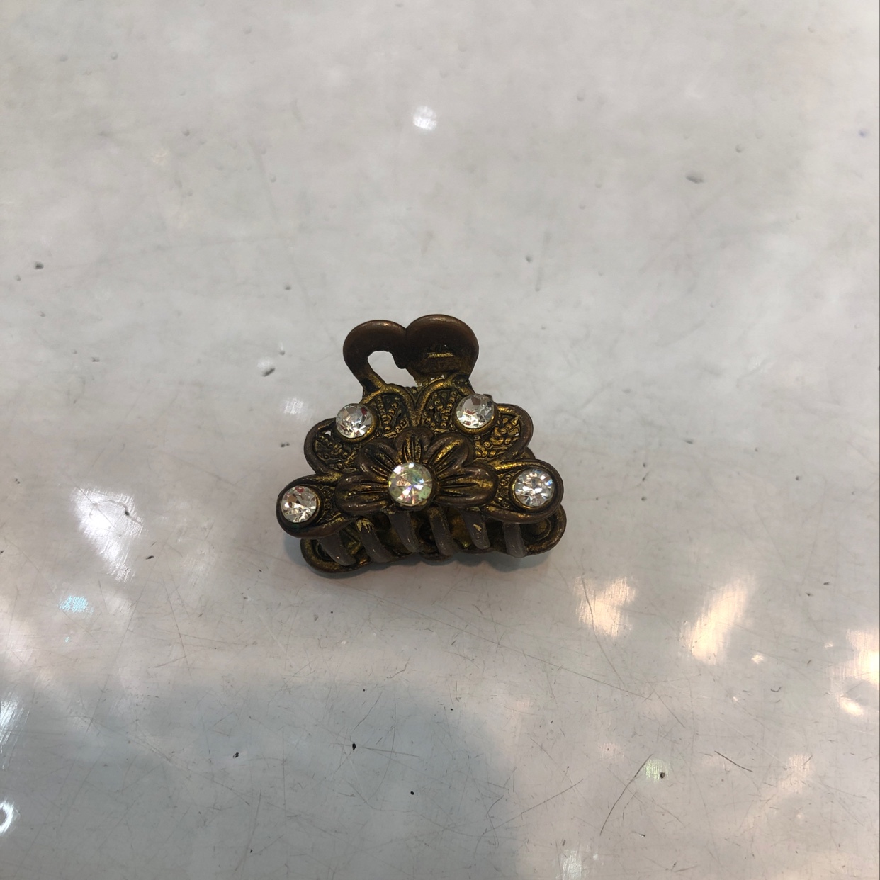 Vintage Alloy Small Gripper 28