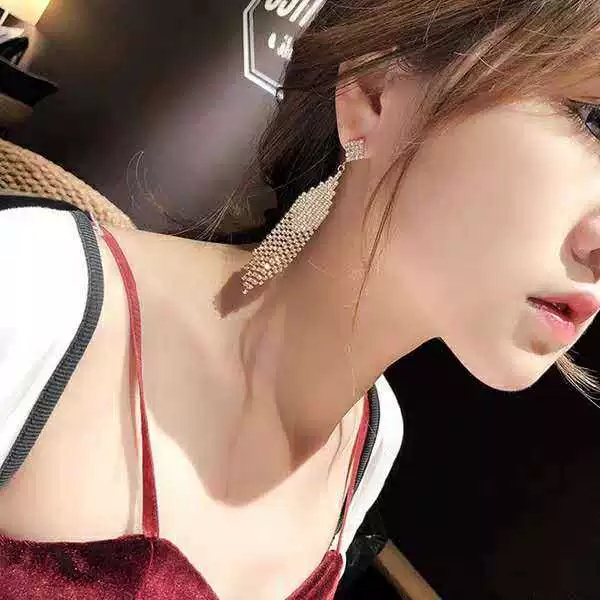 厂家直销2020新款925银针耳饰快手抖音直播货源韩版流行饰品大气百搭显瘦脸时尚锆石耳环欧美风地摊小饰品批发详情图7