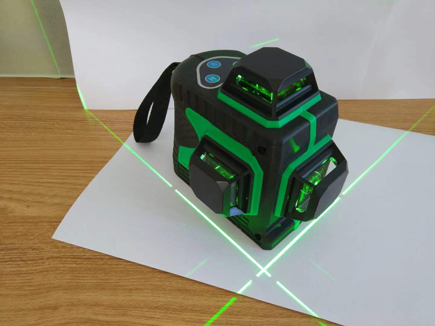 12线绿光贴墙仪细节图