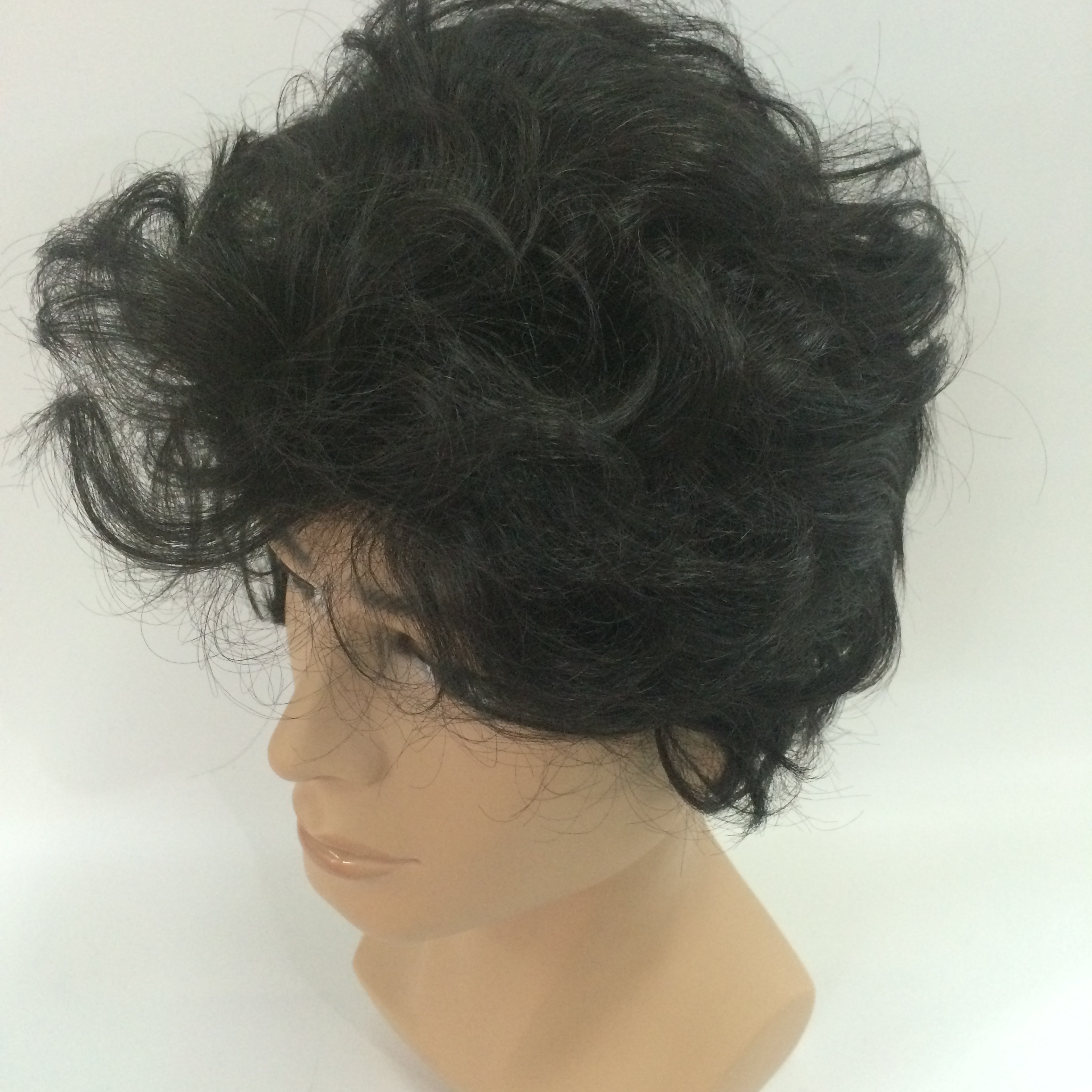 A small curly short wig for a black man pic 2