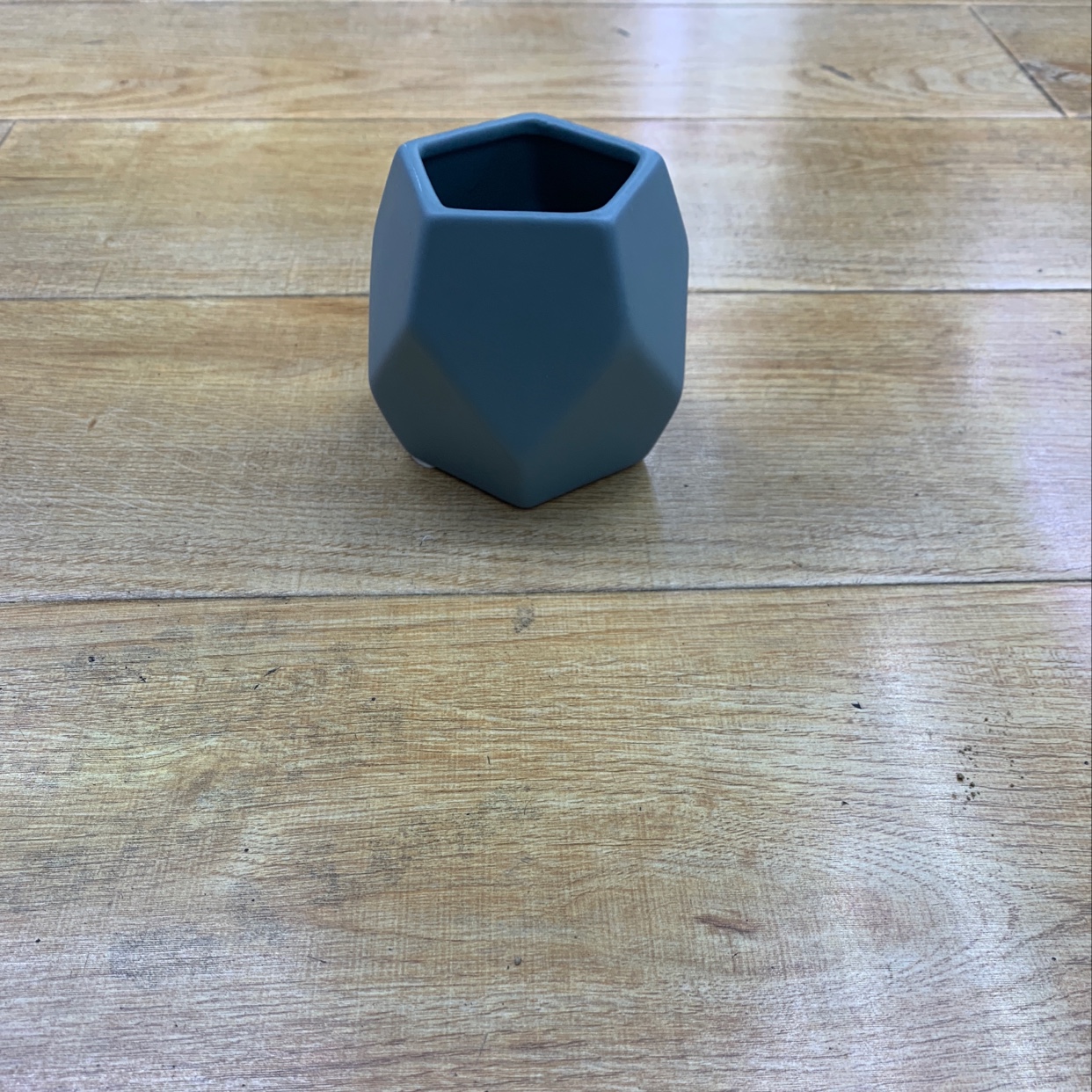 Ceramic vase Ceramic vase 1