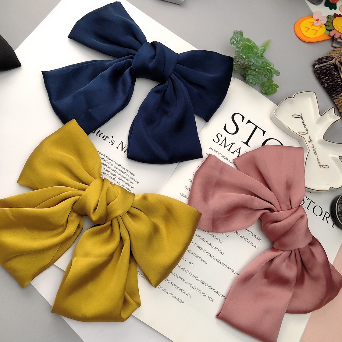 Oversized Double Bow Multi-Color Spring Clip Twist Waist Bow Back Head Clip Specification drawing