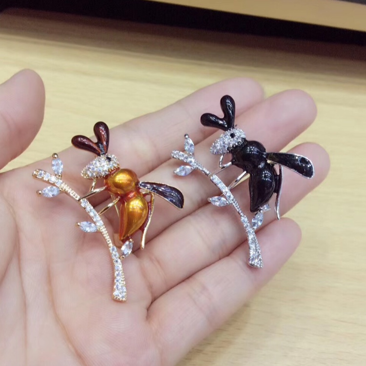 Miniature zircon handmade oil drops cute little ant brooch casual fashion accessories thumbnail
