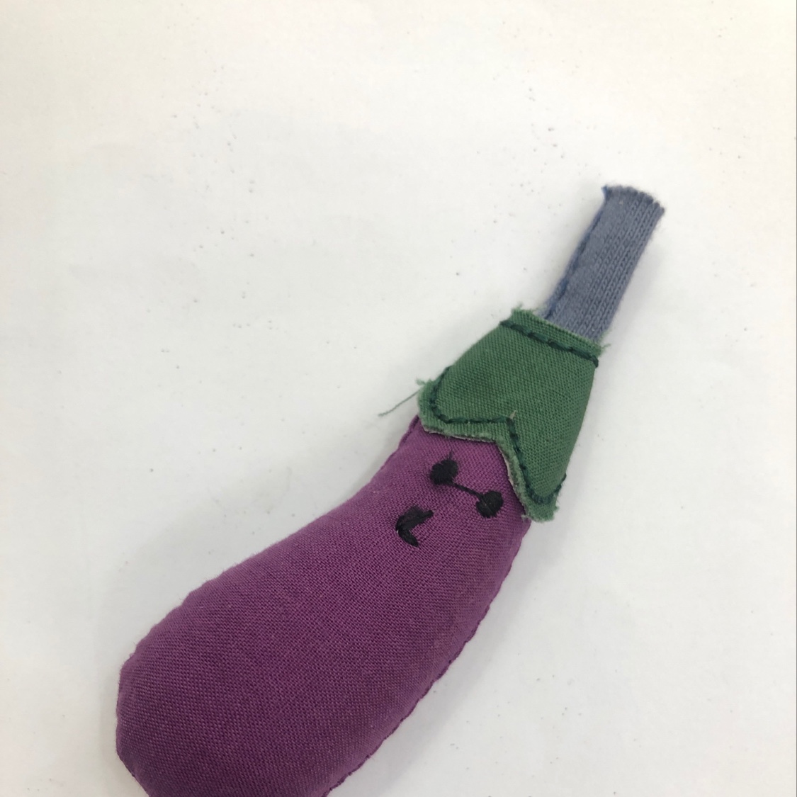 لطيف الأرجواني في تعابير وجهكم الباذنجان 🍆