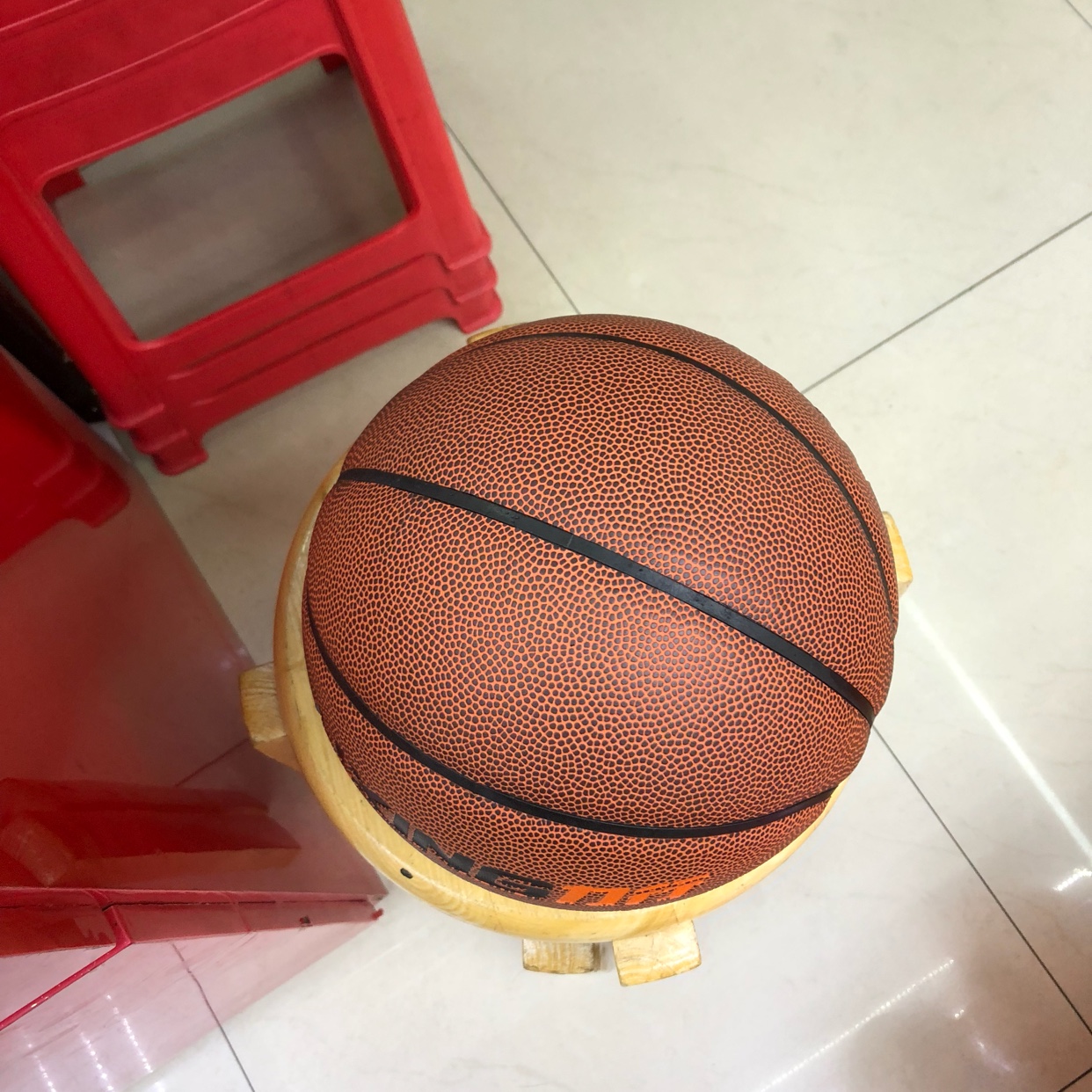 篮球气球外观充气皮球玩具