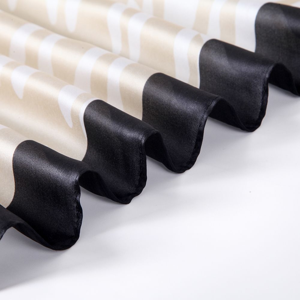 Triangular spliced floral silk satin printed scarves, European and American style spring and autumn thin scarves undefined