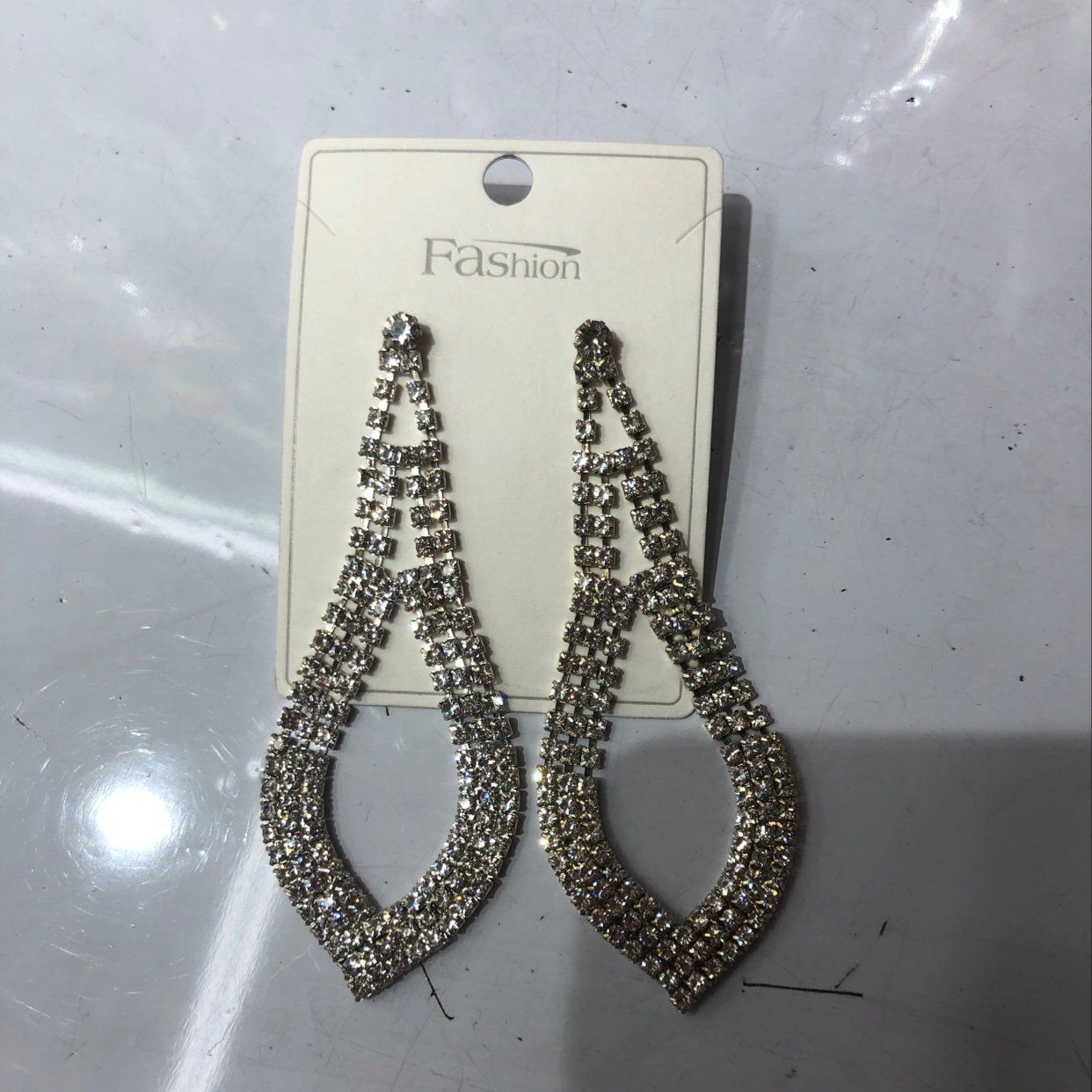 Big earrings thumbnail