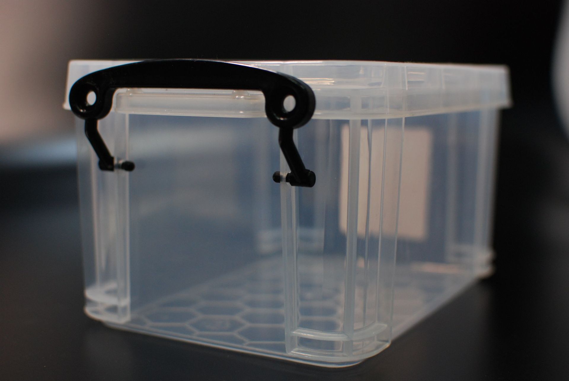 In-stock transparent storage box, plastic organizing box, storage wonder, tools, accessories, underwear, small size, thickened 7011 details Picture