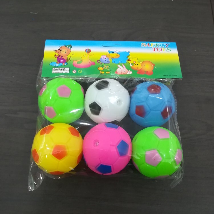 Polychrome colored football ball pinching sound sound sound of children baby pet toys