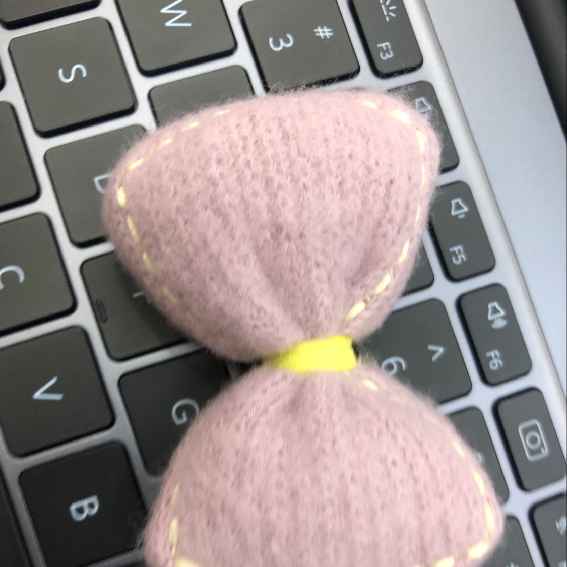 Woolen bow with cotton wool -----5 colors details Picture
