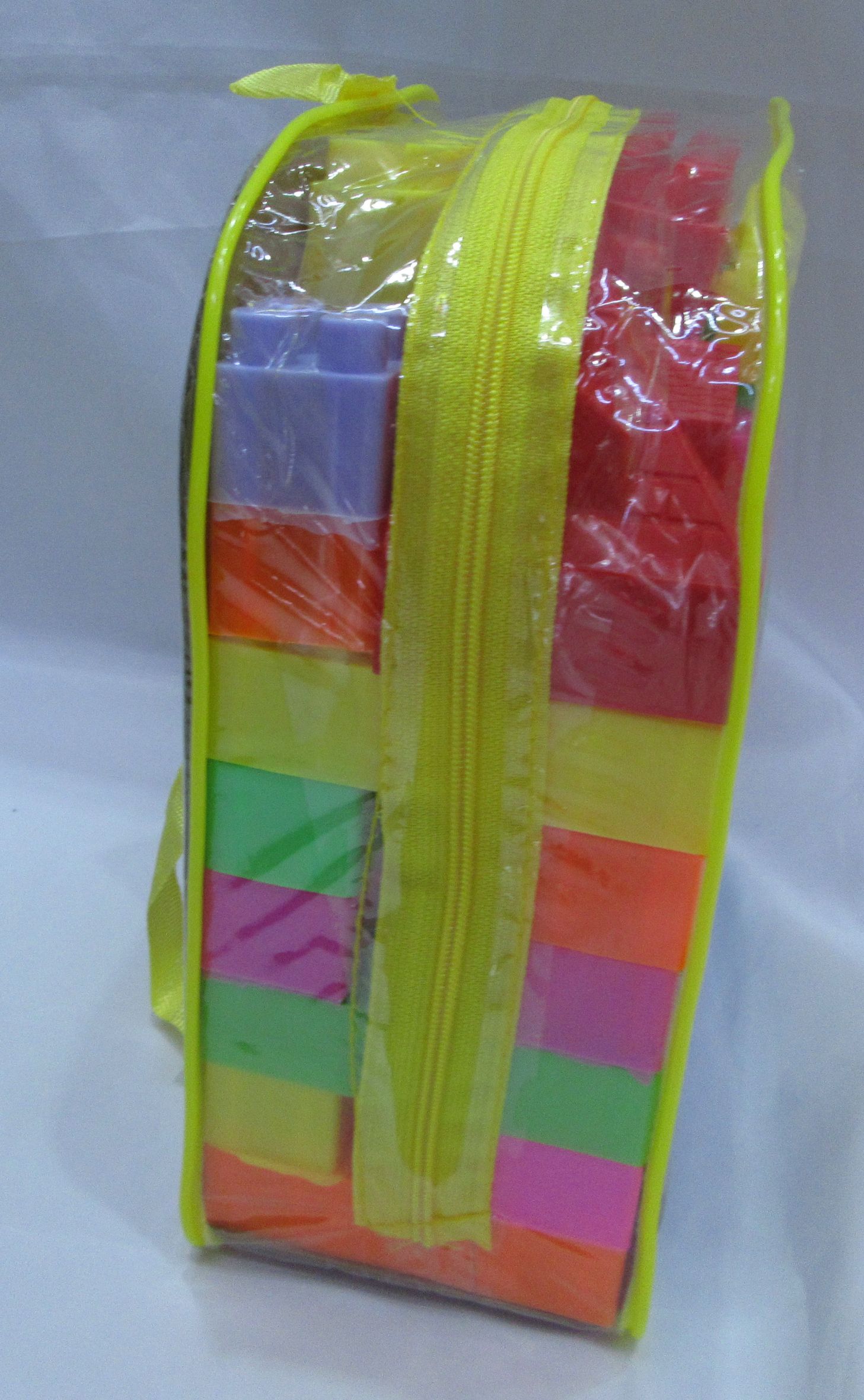 Bluco creativo ensamblado bloques de construcción de grano medio nuevo estilo para niños dibujos animados mochila bloques de construcción juguetes naruto tema creativo modelo details Picture