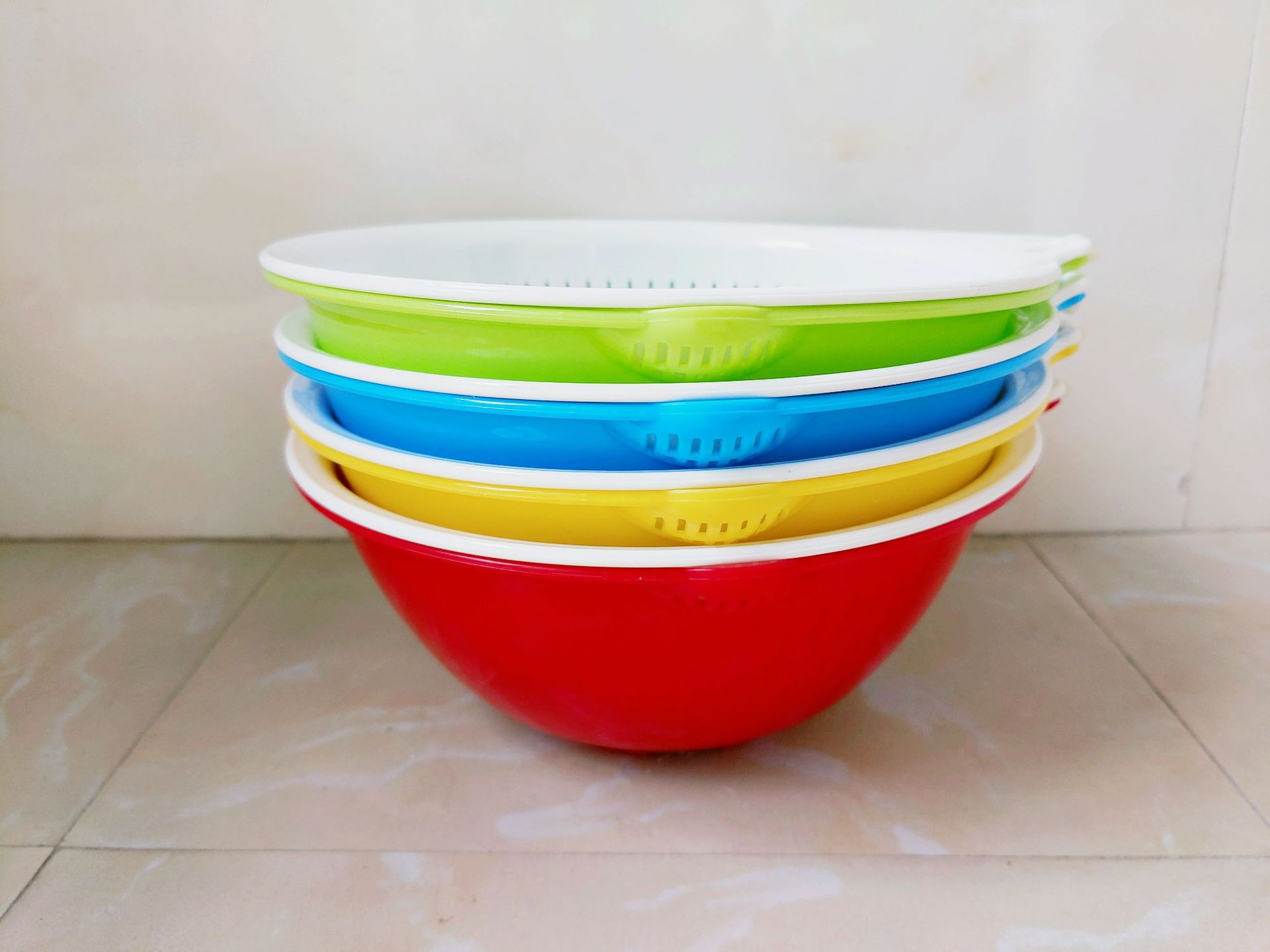 Direct sales of double-layer household plastic vegetable washbasins, rice, vegetable and fruit plates, drip basins and drain basins 6011 details Picture