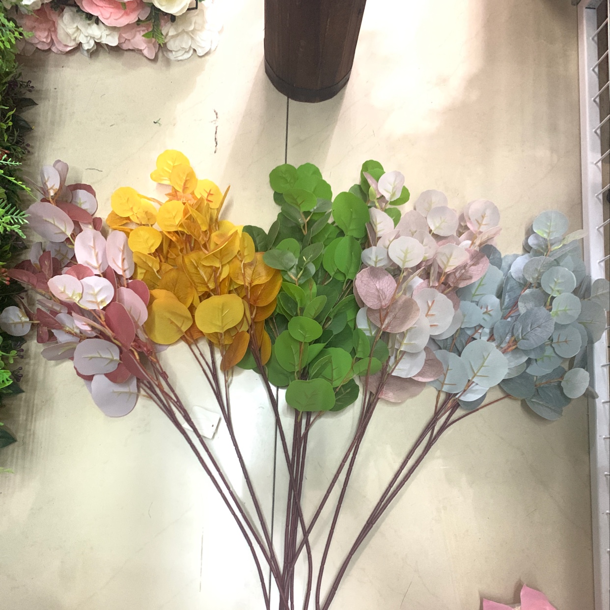 Nordic wind INS wind simulation artificial green plant artificial flower decoration plant Eucalyptus urophylla leaves over gum leaves money clematis (3-branched money leaves)