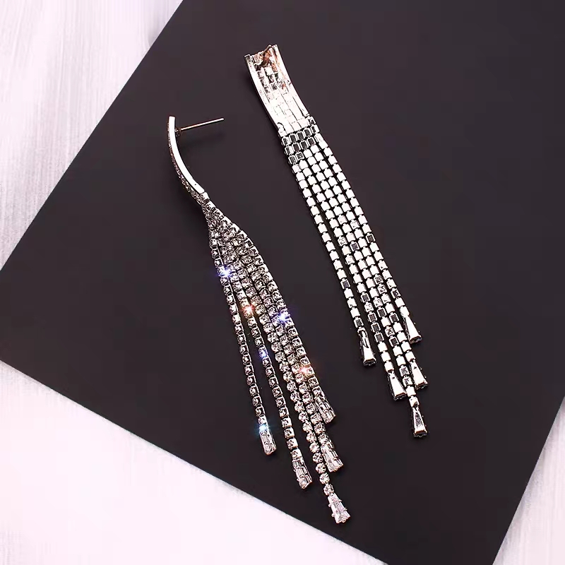 厂家直销2020新款925银针耳饰快手抖音直播货源韩版流行饰品大气百搭显瘦脸时尚欧美风地摊小饰品批发锆石耳饰产品图