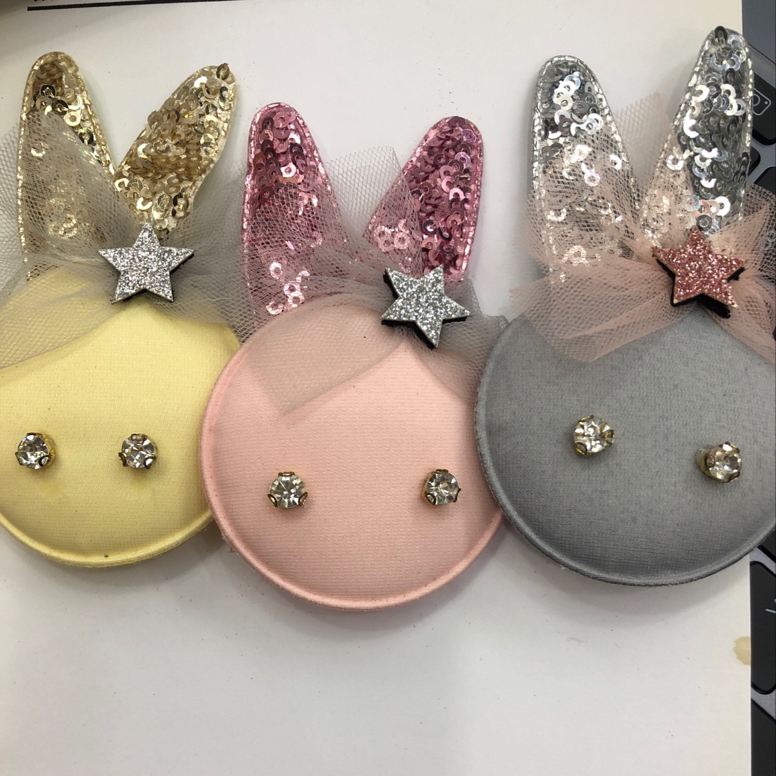 Cute bunny thumbnail