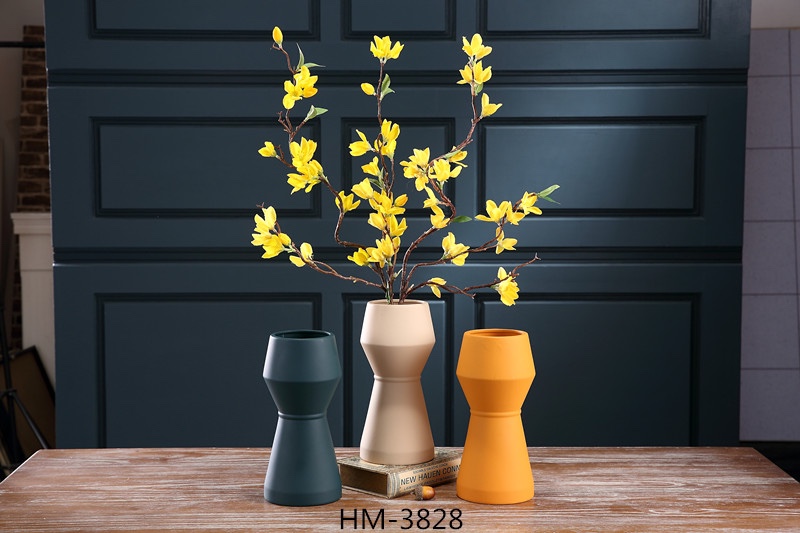 Morandi vases are sold by the box thumbnail