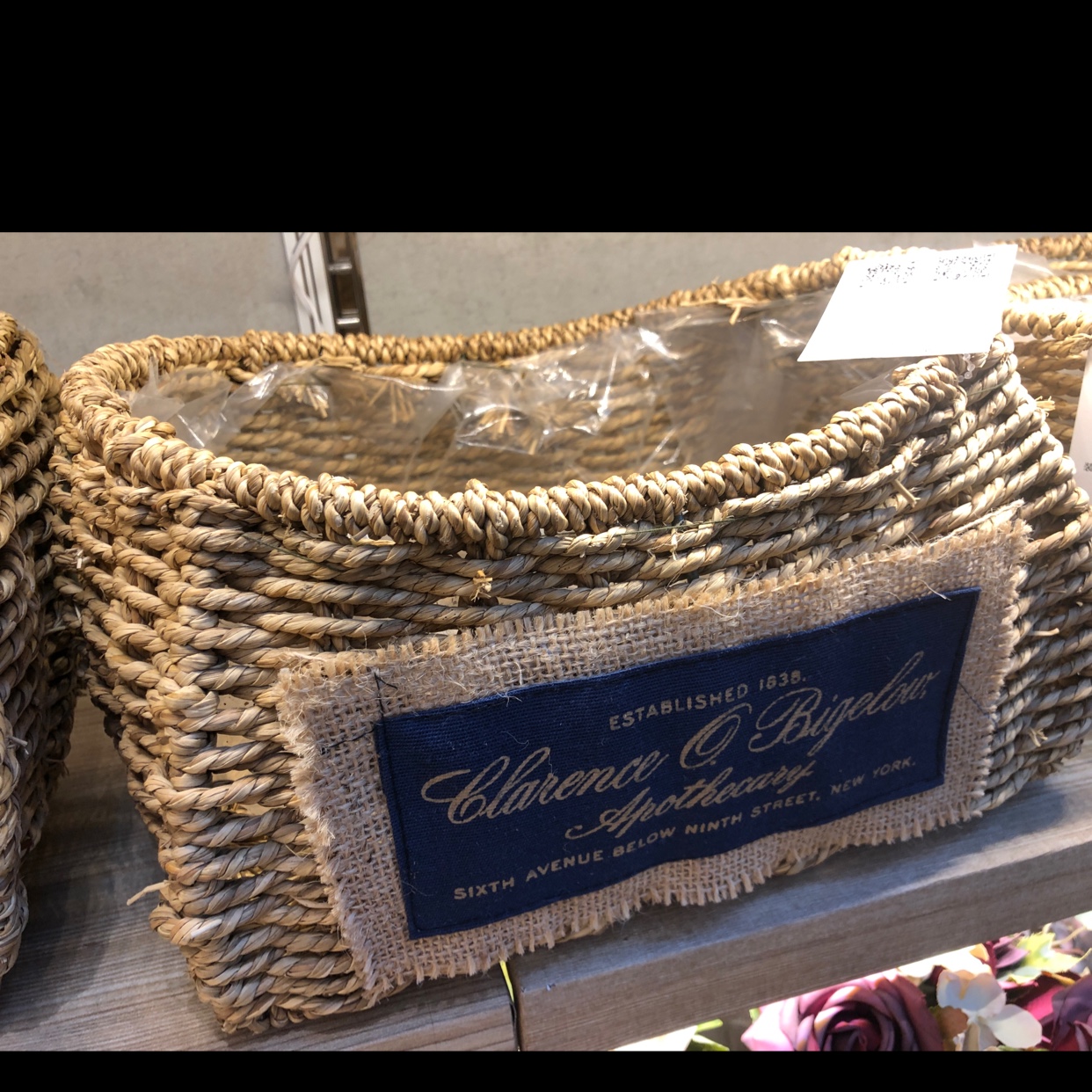 Qingling Craft Handmade gardening straw weaving flower baskets, flower arrangement gift baskets, home decoration details Picture