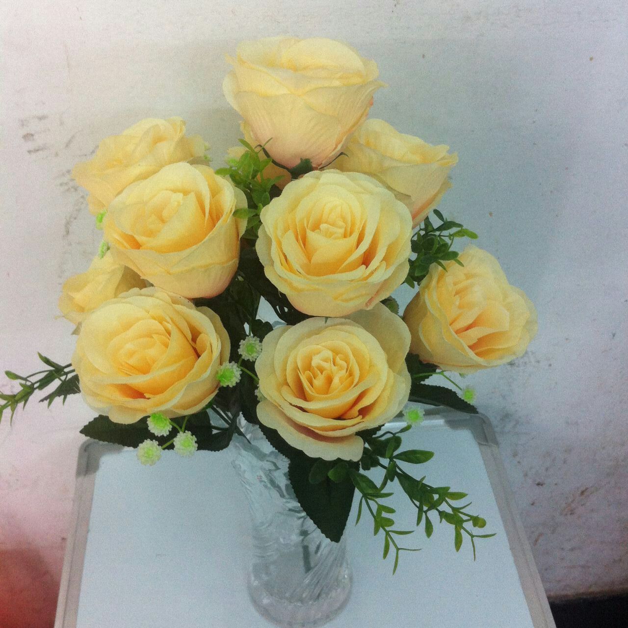 Six sets of 12 roses, interior decoration wedding flowers thumbnail