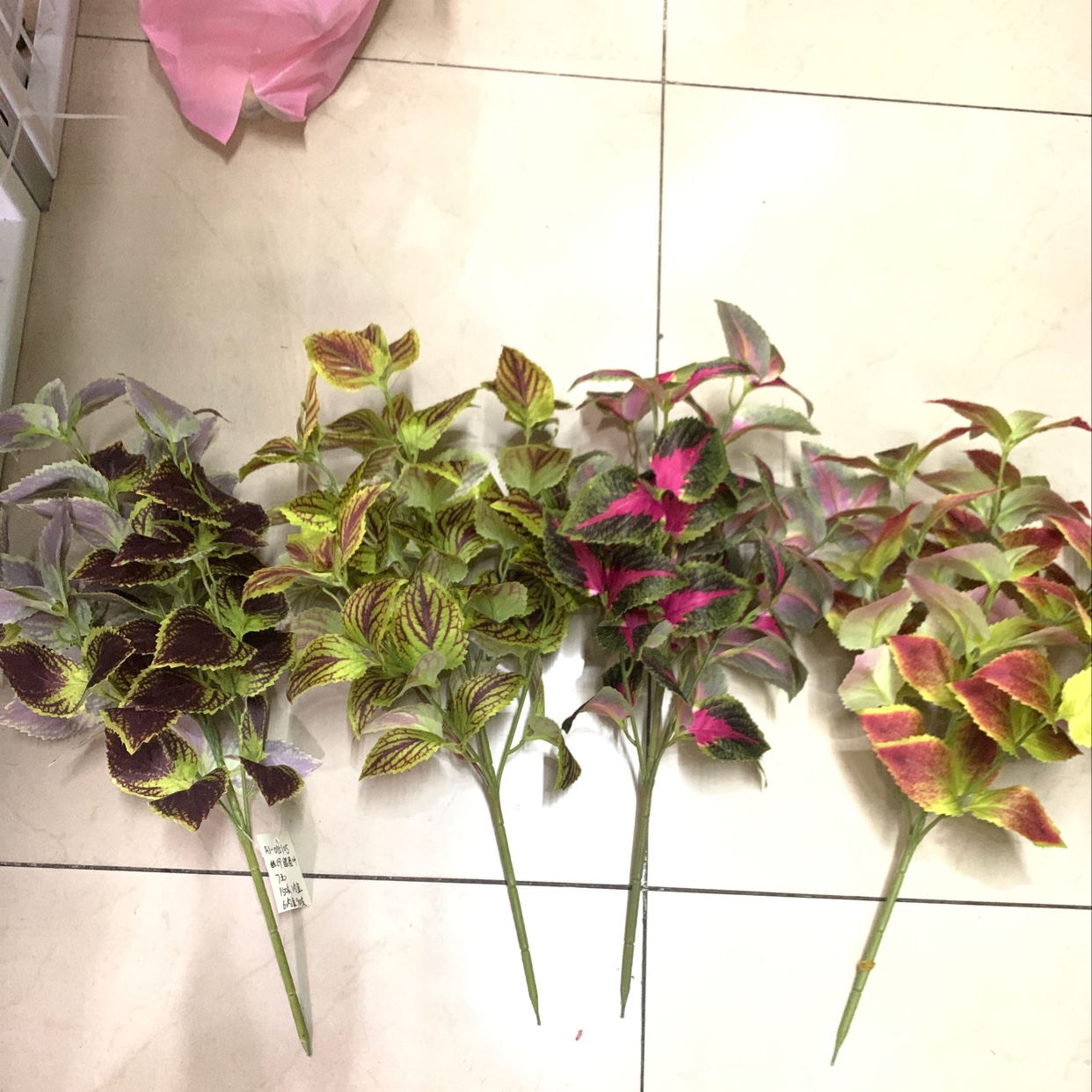 Artificial plant eyebrow leaf green potted plant decoration leaf plant wall material plastic flower 3D (3D eyebrow leaf)