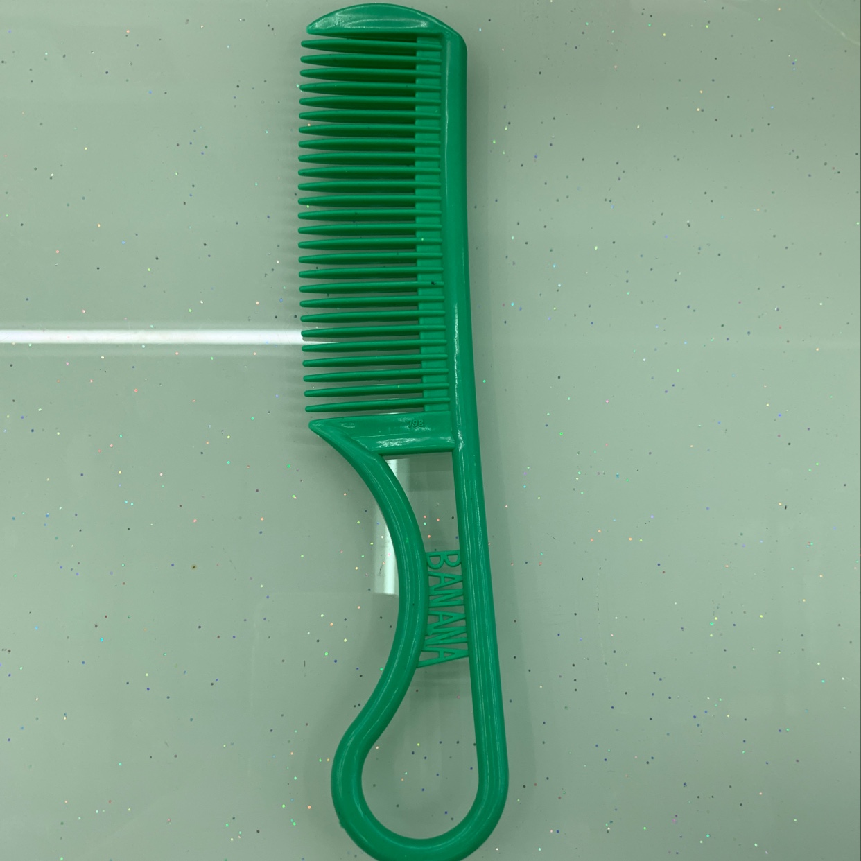 798 plastic comb thumbnail