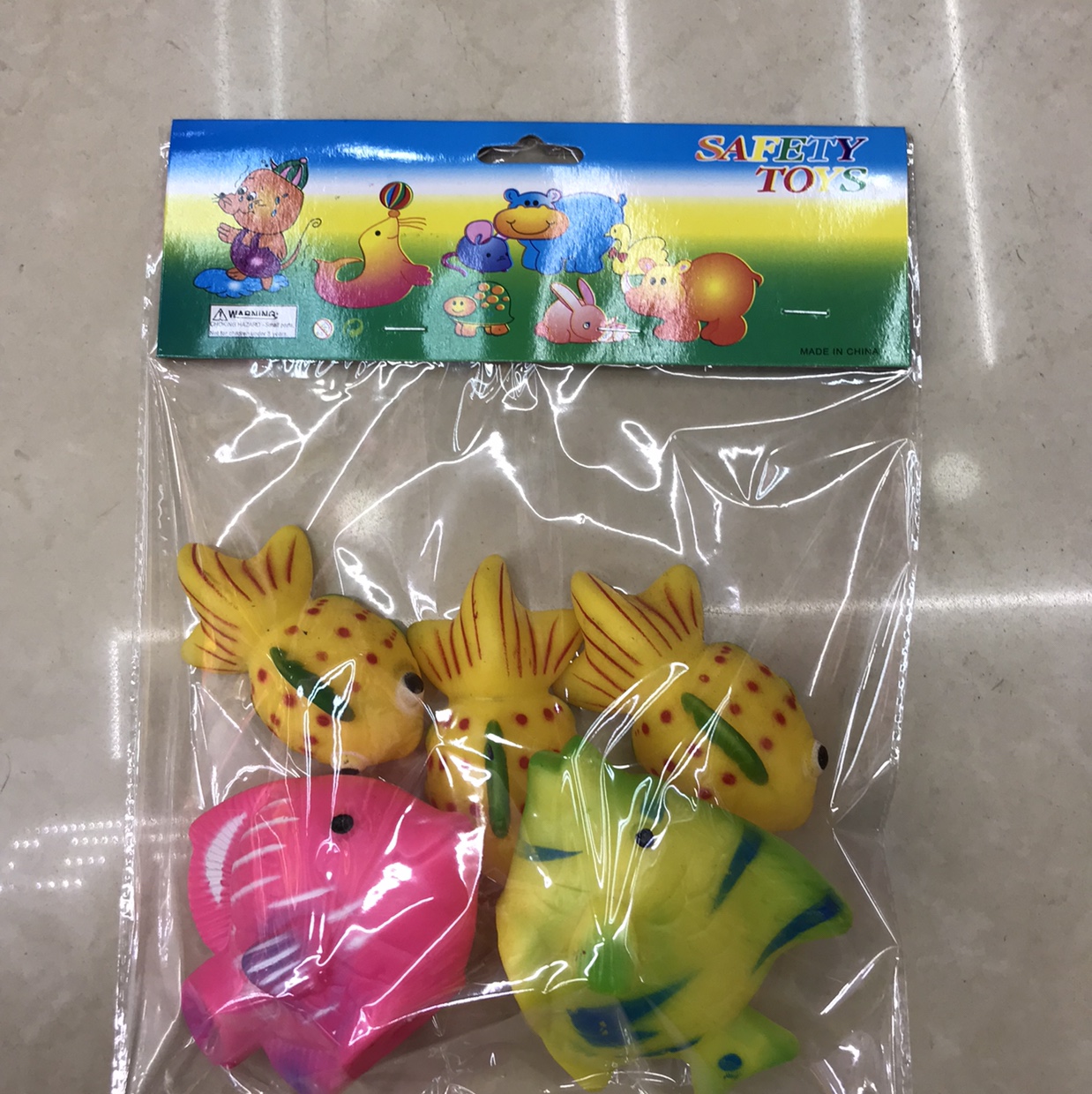 Enamel toy for baby, small goldfish, pet fish, bathing toy for children thumbnail