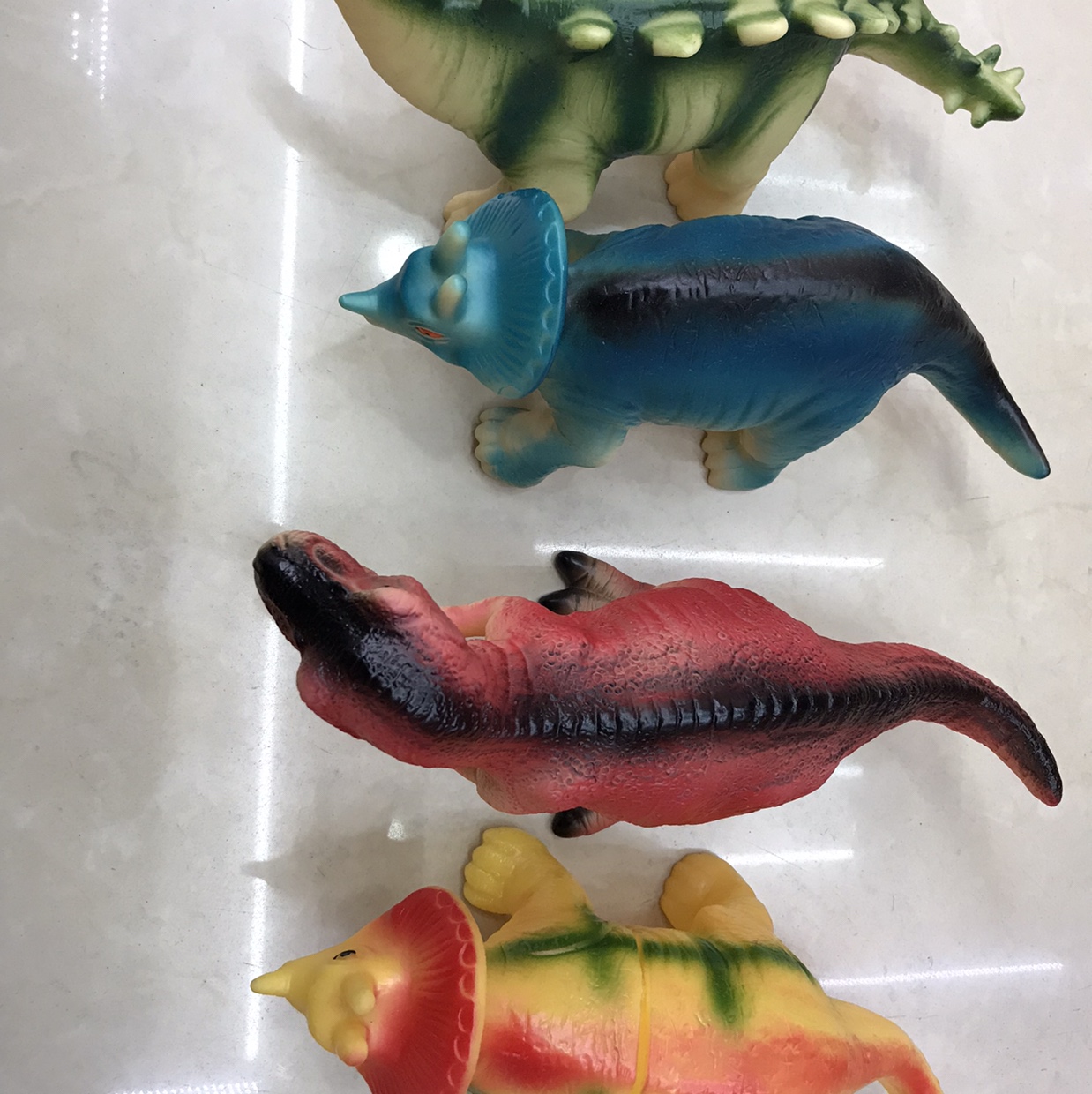 Keep out glue baby children toy dinosaur sound to kneel to call wisdom toy