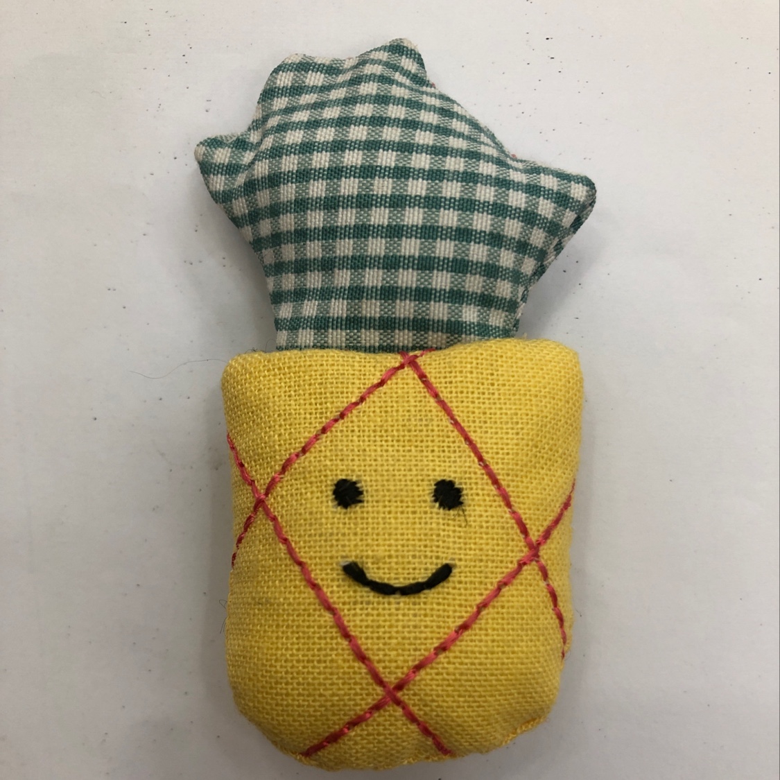 Linen cute smiling cartoon pineapple - checkered leaves details Picture
