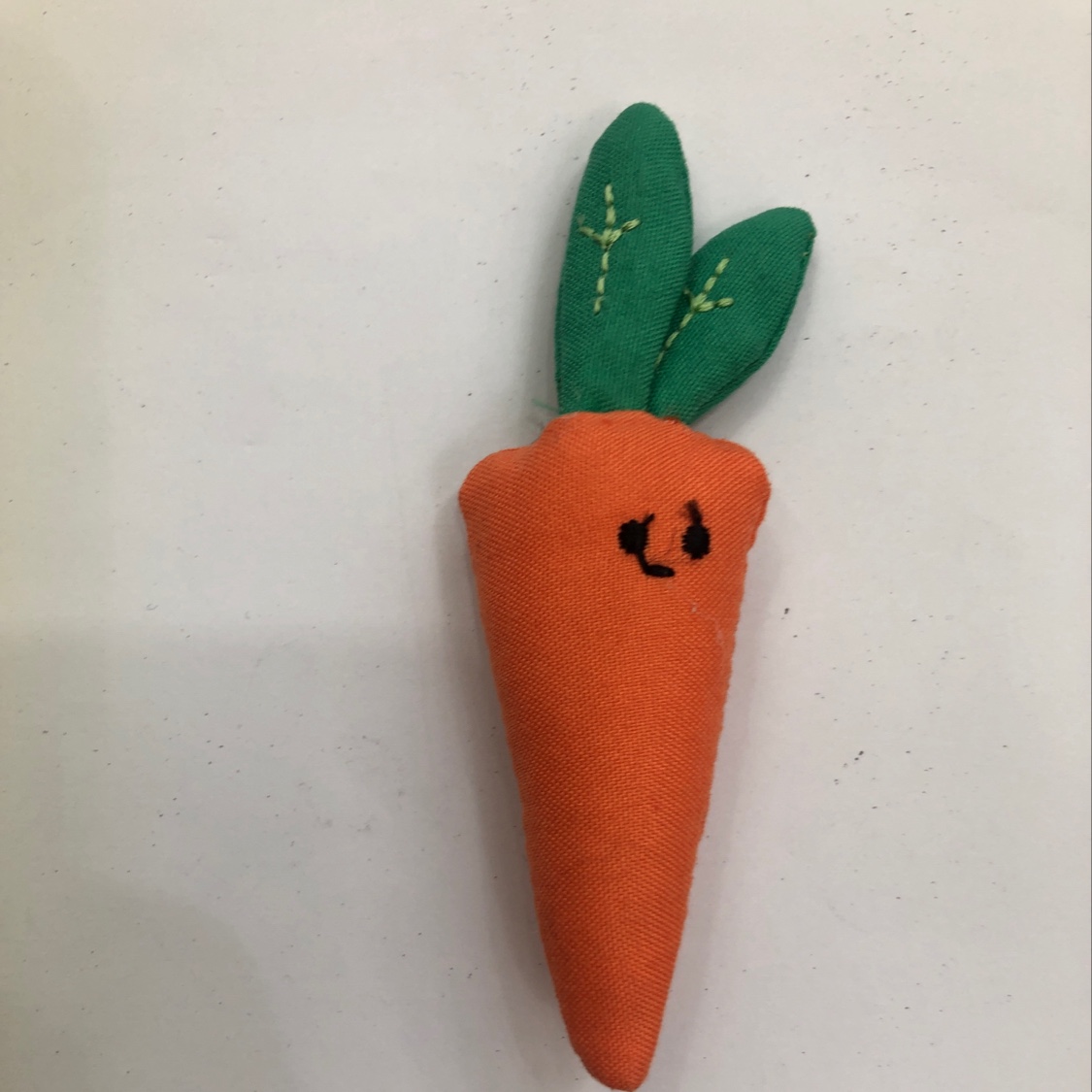 可爱的表情胡萝卜