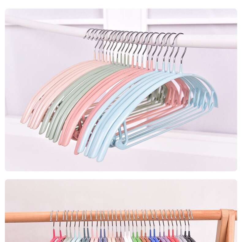 Nano seamless hanger