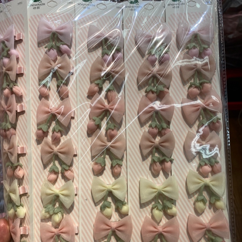 蝴蝶结吊坠