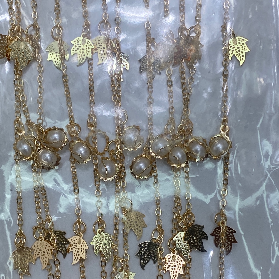 小枫叶带珍珠球脚链细节图