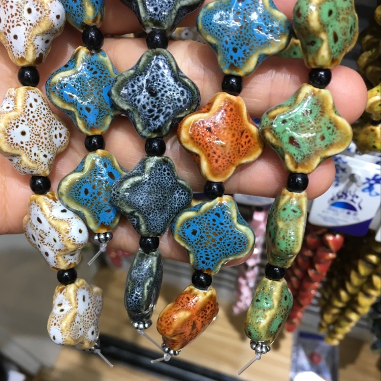 Jingyi porcelain beads, accessories.