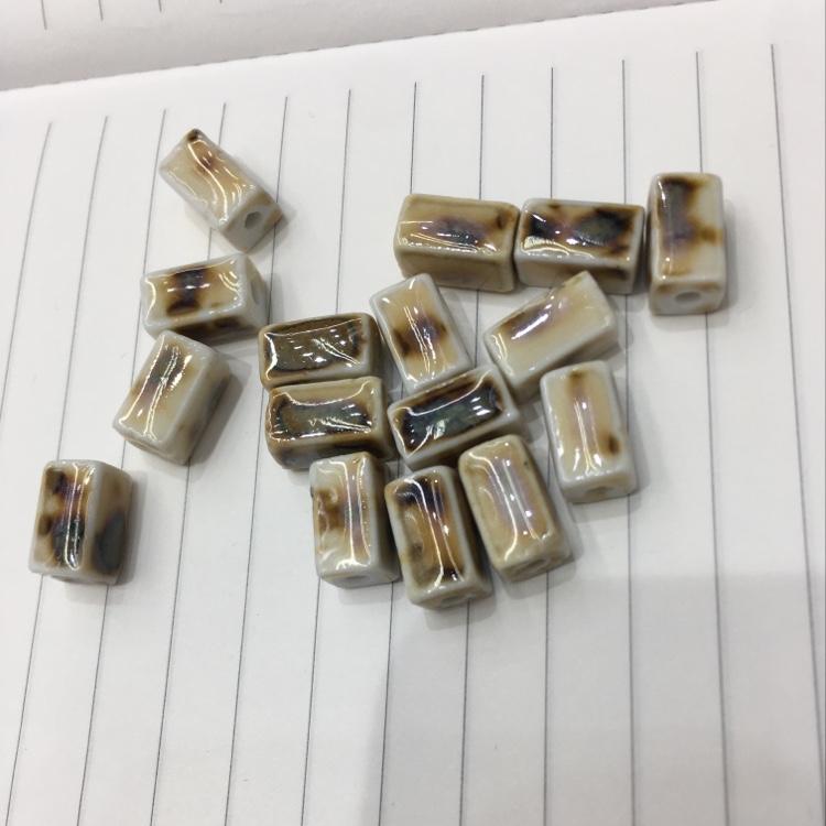 8 x13 rectangular bead thumbnail