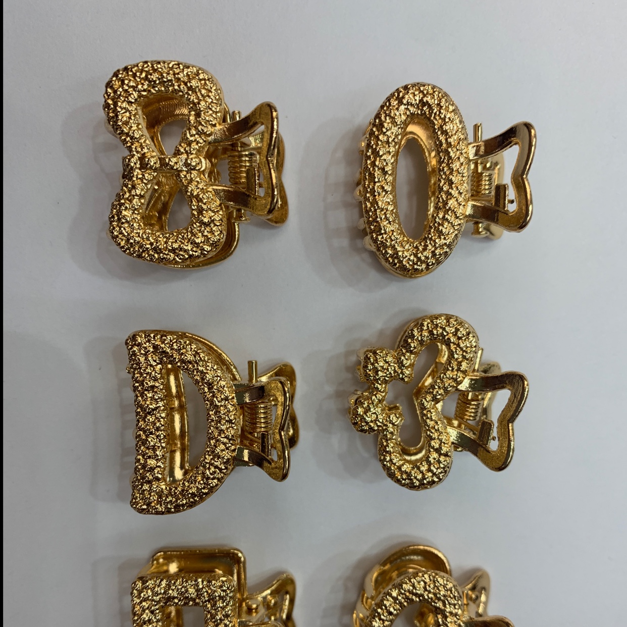 迷你2.5公分合金爪子，可以做，金色、银色、枪黑色。细节图