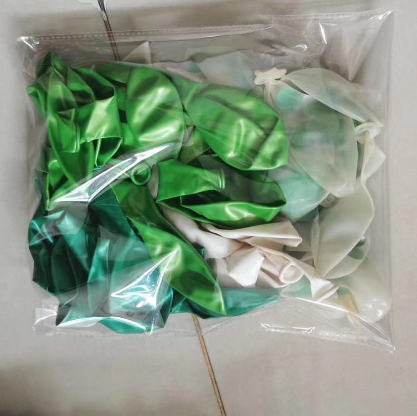 The decorative balloon set comes in a variety of colors and is suitable for: wedding, birthday, exhibition, party, celebration decoration, scene arrangement, golden wedding, children's balloons undefined