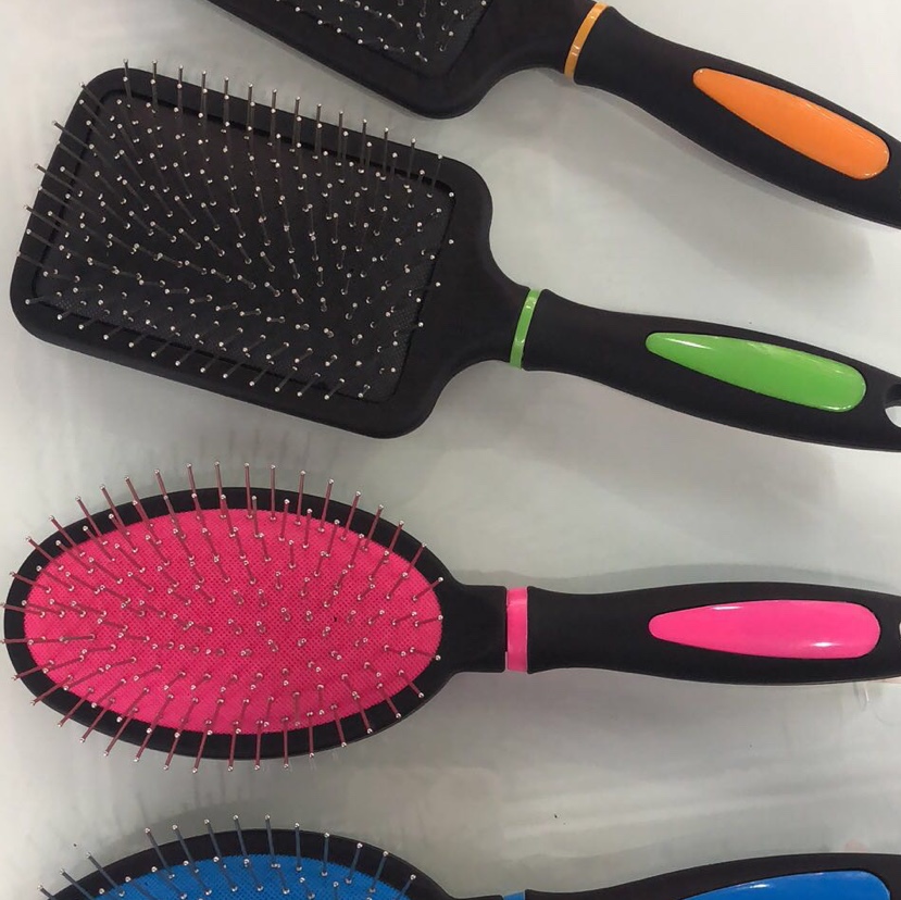 Air cushion hair styling comb thumbnail