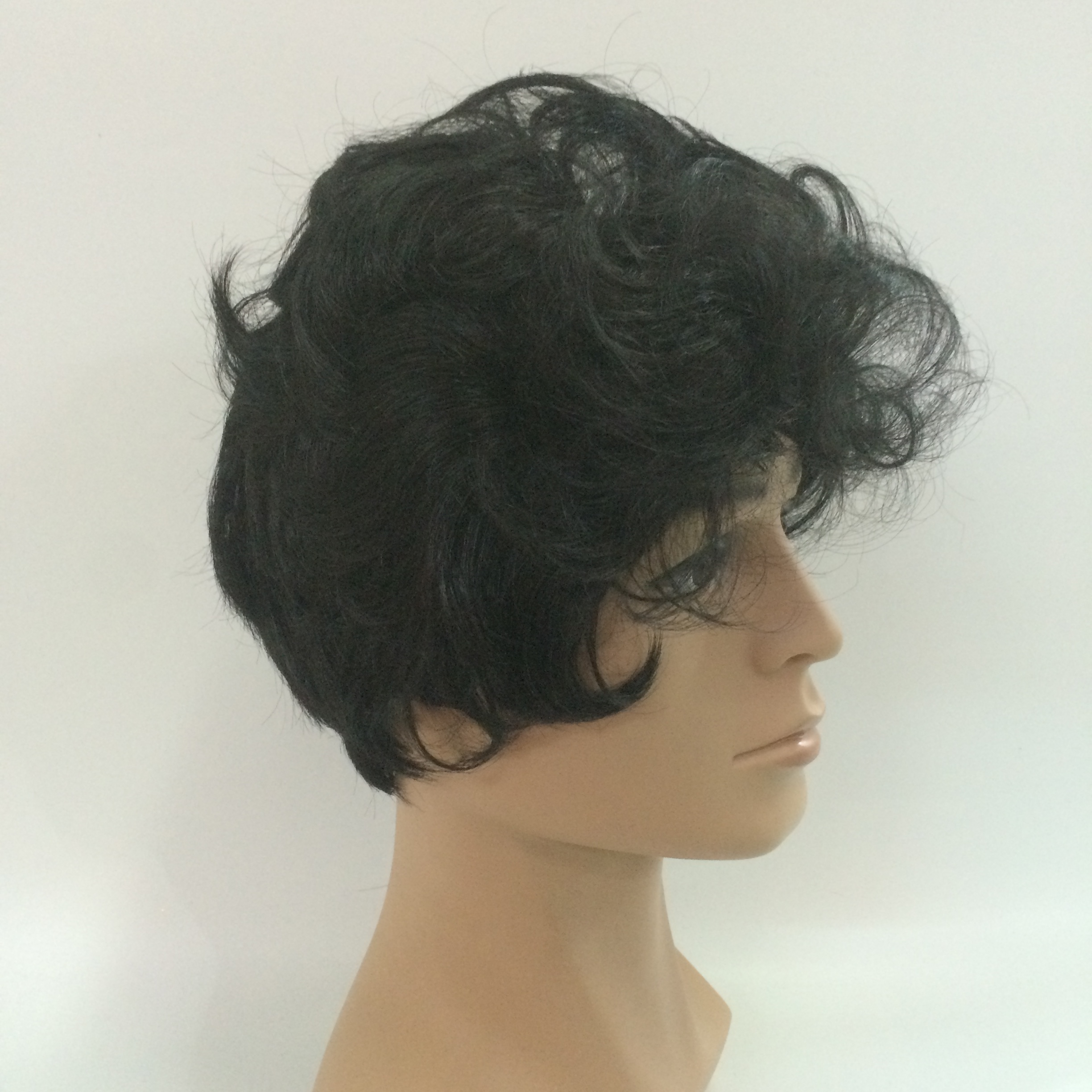 A small curly short wig for a black man pic 1