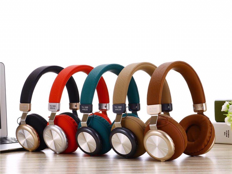 Thangka new headphone bluetooth headphone insert Card headset Microphone bass wireless earphone TK1688 thumbnail