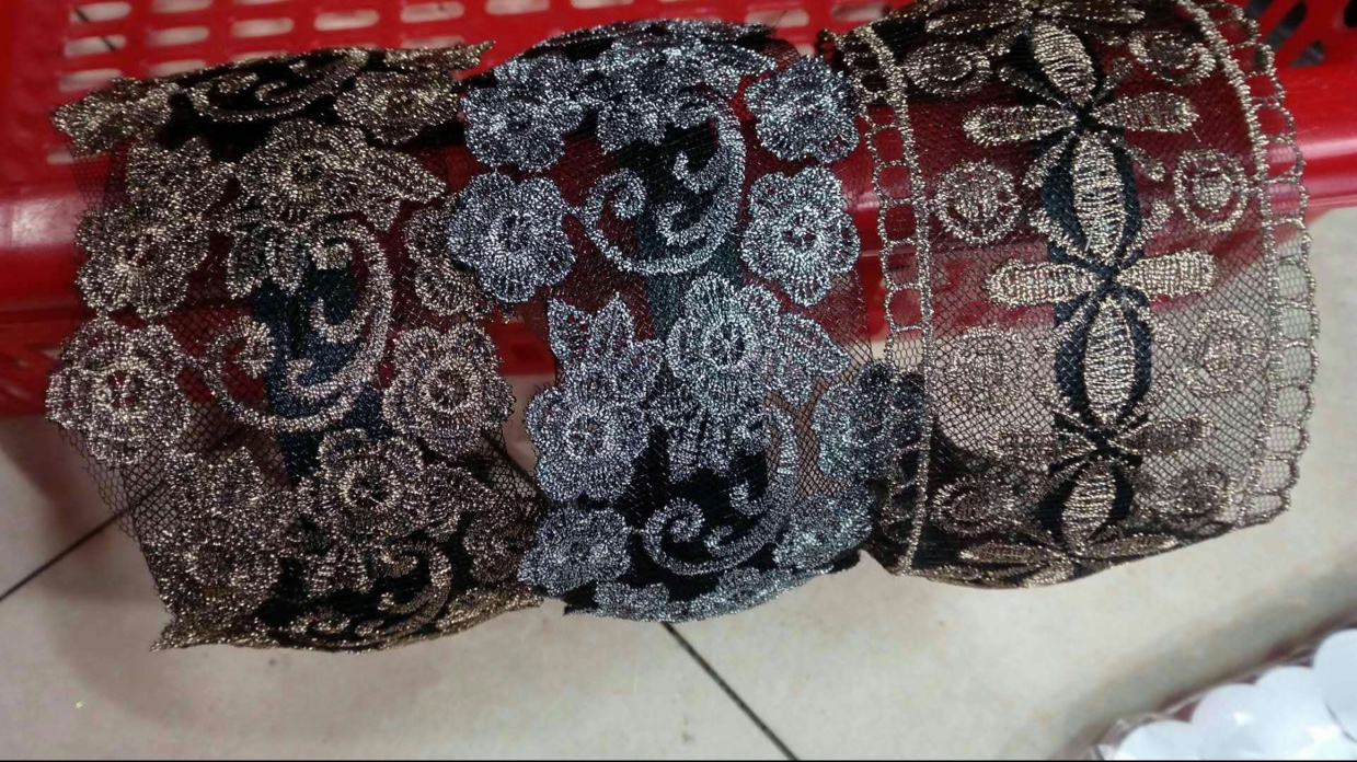 بطاقة الدانتيل