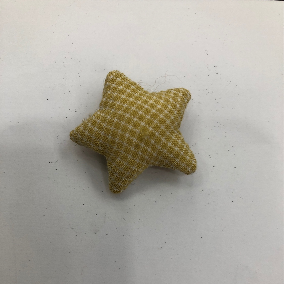 The small five-pointed star in the grid ⭐️ details Picture