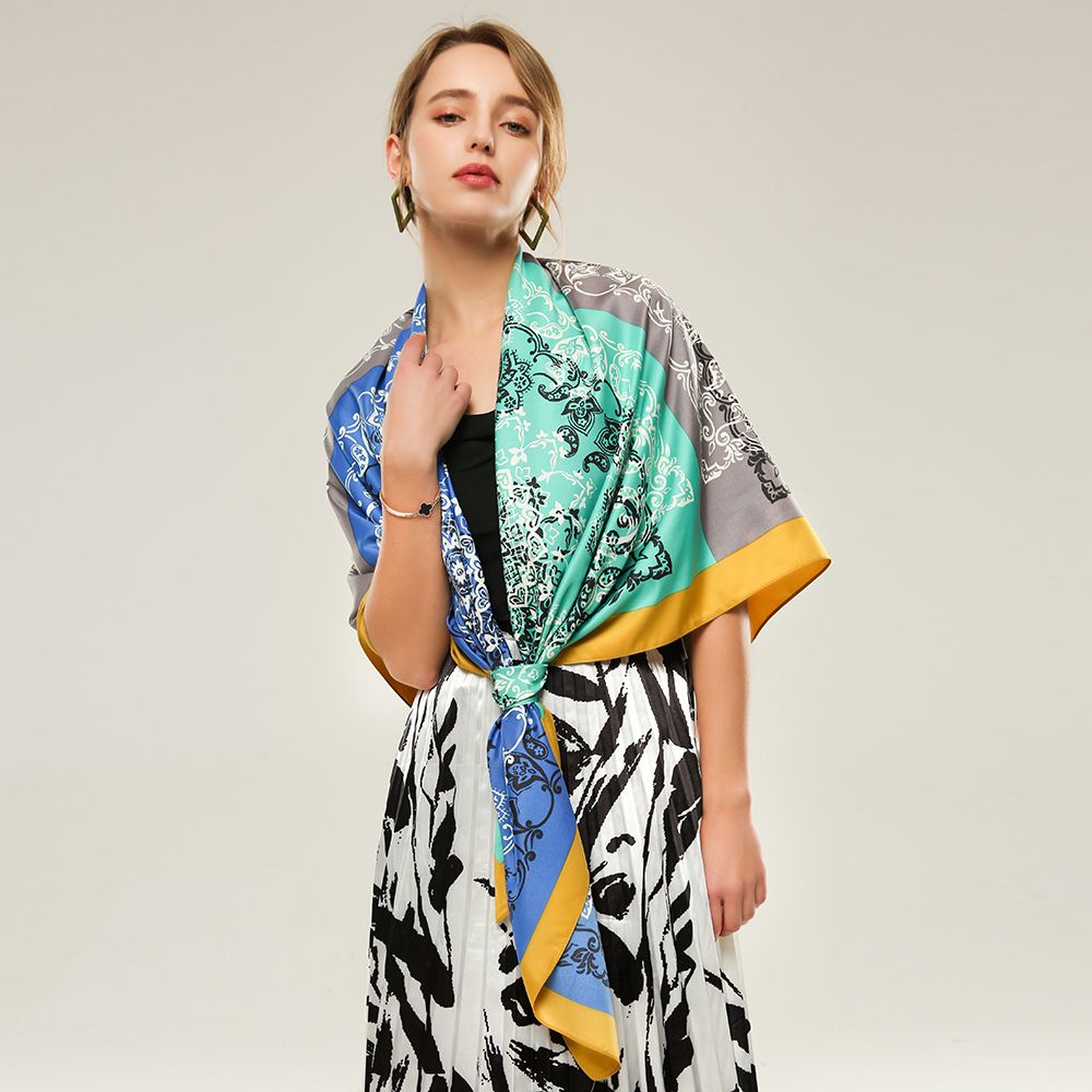 New Source Of Four Pieces Of Blue And White Porcelain Pattern Lady Large Square Scarf Twill Silk Printed Material Lady Scarf Specification drawing