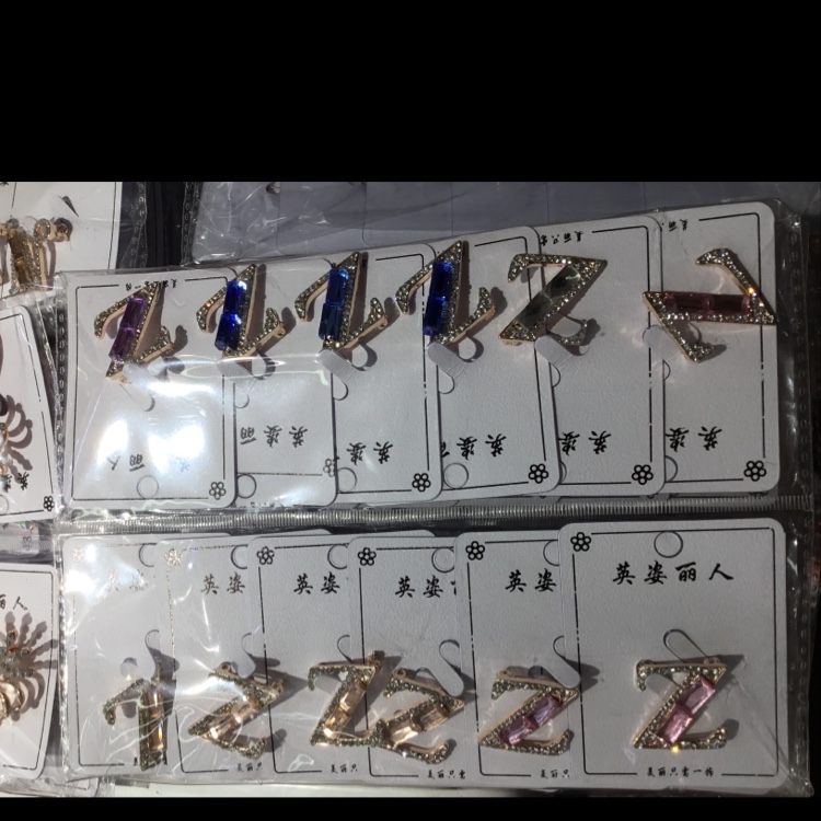 【批发】欧美时尚英文字母Z胸针 别针女胸花服饰配件饰品现货批发