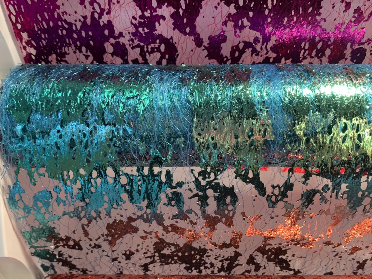 The natural net is gilded Specification image