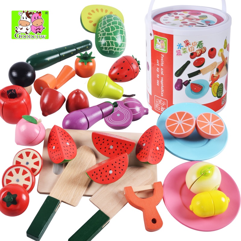The wooden toy magnetic bucket is fun and colorful, which can exercise the baby's hand-eye coordination, visual ability, logical thinking ability, and early education enlightenment training. It is a parent-child game