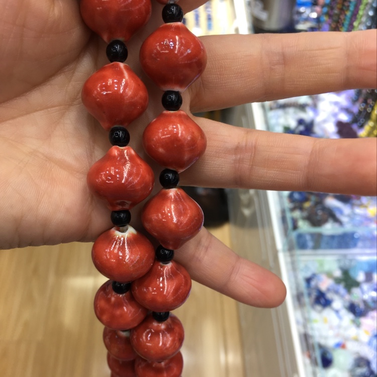 Ceramic lantern beads