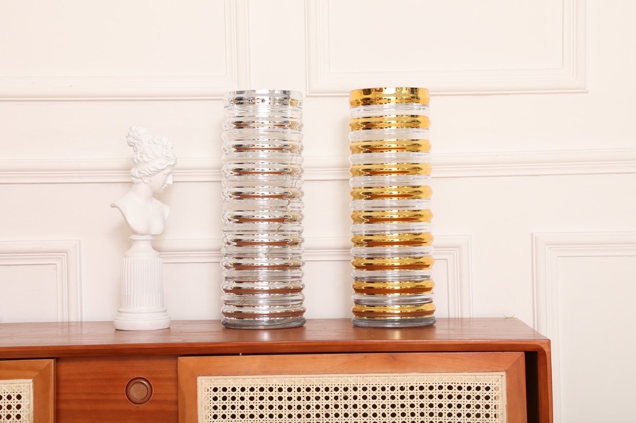 Straight tube electroplated threaded glass vase details Picture