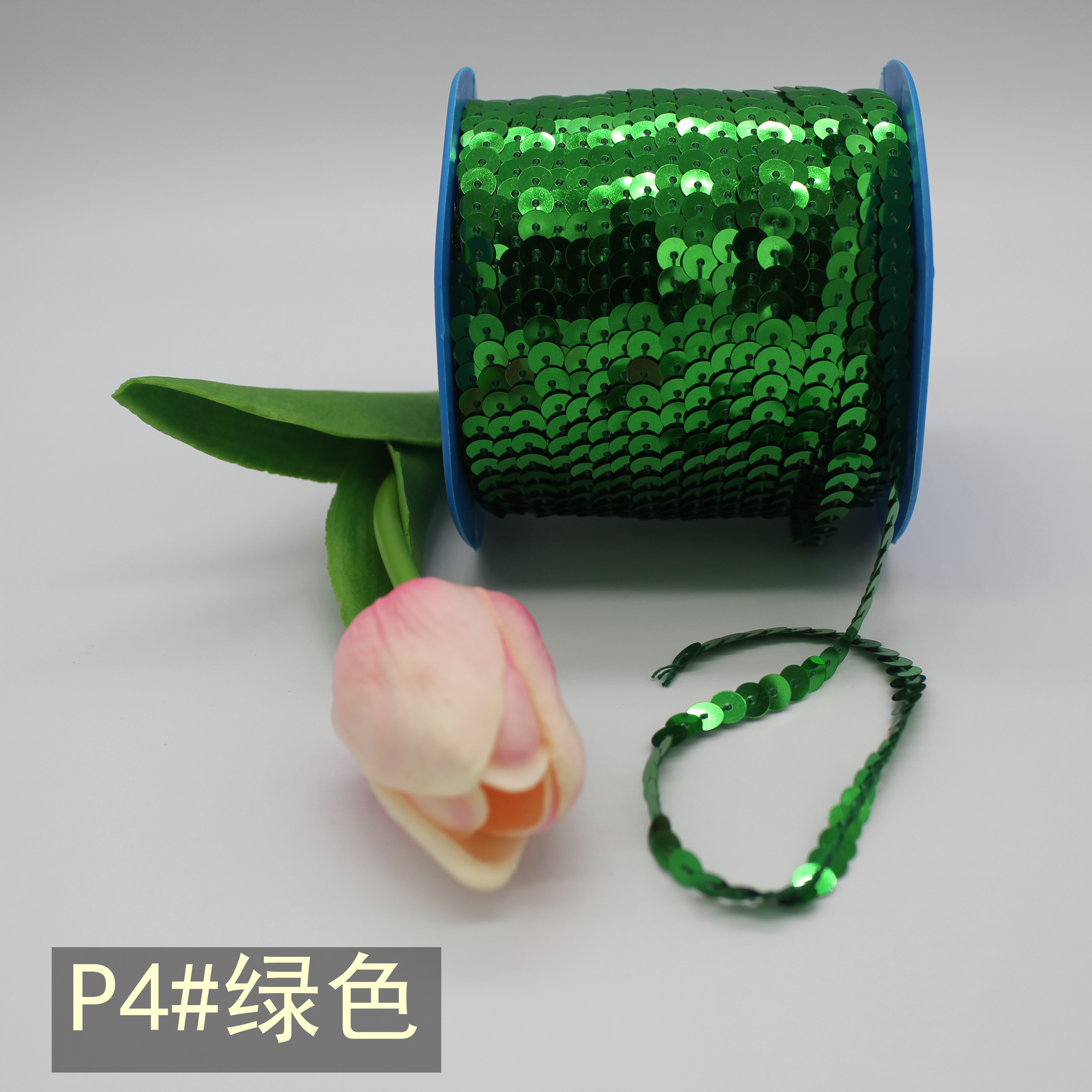 厂家直销 6mm银底色PET环保珠片 DIY服装配件 现货款 sequin belt详情5