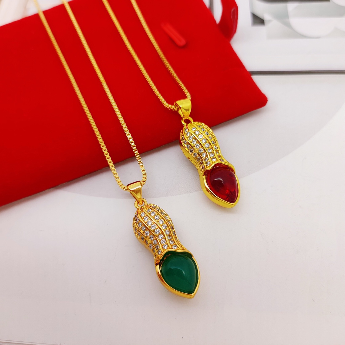 Full of peanut chalcedony